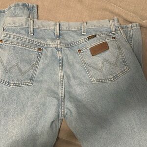 Men’s Wrangler Cowboy Cut Jeans.  Size 34x30